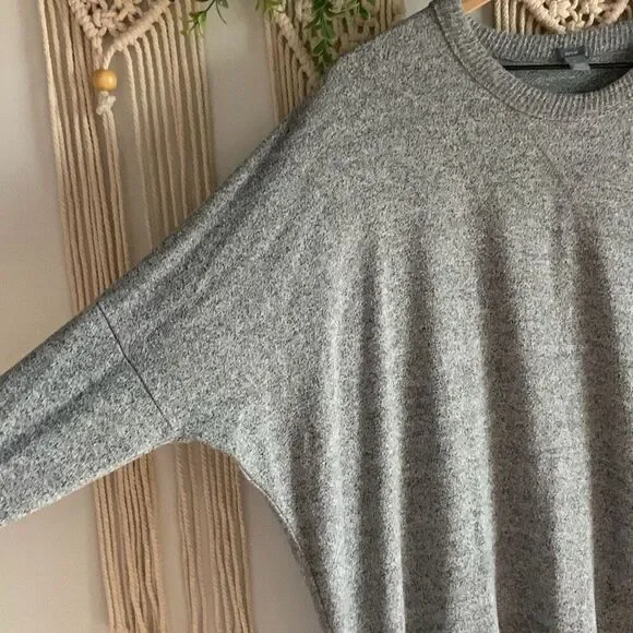 AERIE Lightweight Split-Hem Crewneck Oversized Sweater Gray Size Medium - Picture 5 of 10
